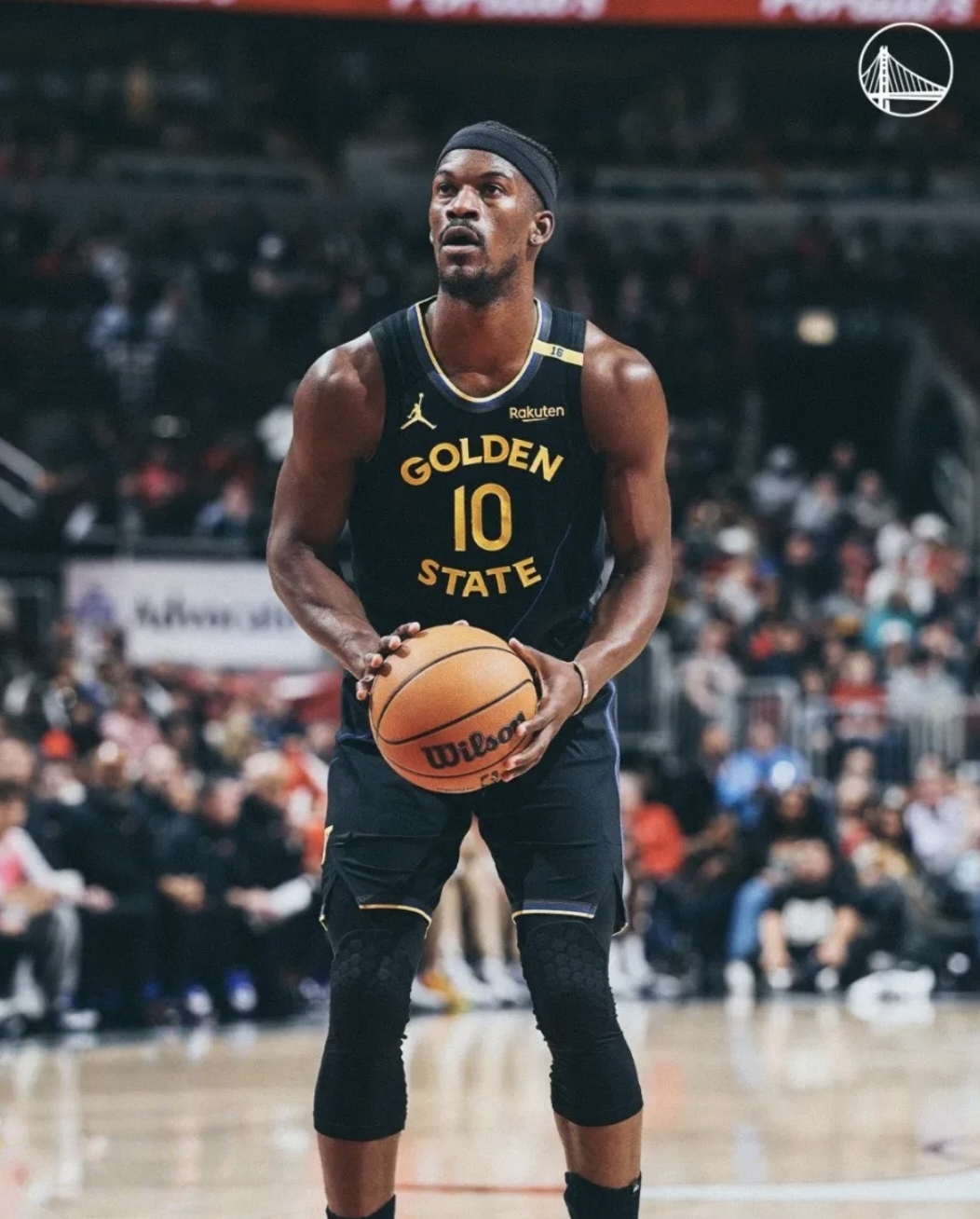 爱游戏体育平台巴特勒在雄鹿比赛中夺冠，领先优势明显引发热议！引发球迷热议的简单介绍